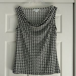 Liz Claiborne sleeveless jersey top, black and cream geometric print, medium